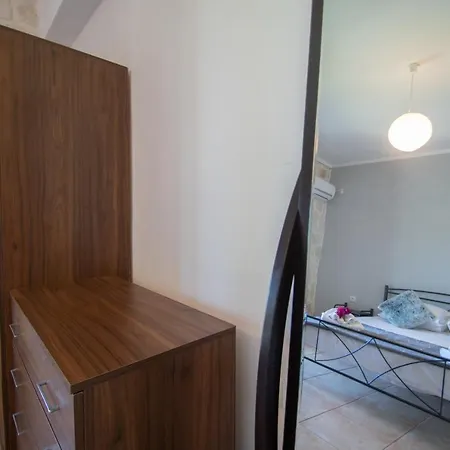 Hotel apartamentowy Barbara Ann 3*